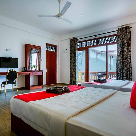 Polhena Grand Resort & Banquet Matara Exterior foto