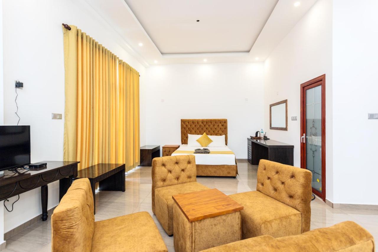 Polhena Grand Resort & Banquet Matara Exterior foto